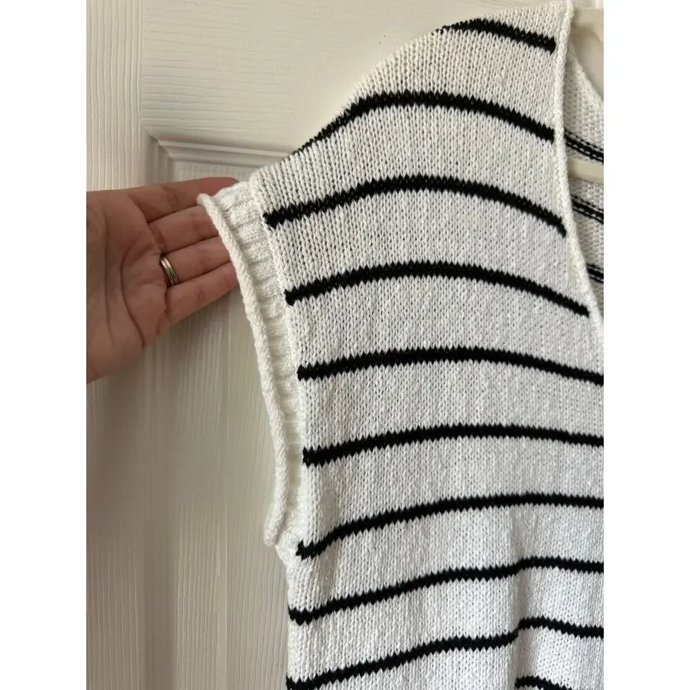 Evereve White Black Stripe Cotton Sweater Top Size‎ M Short Sleeve Coastal Light